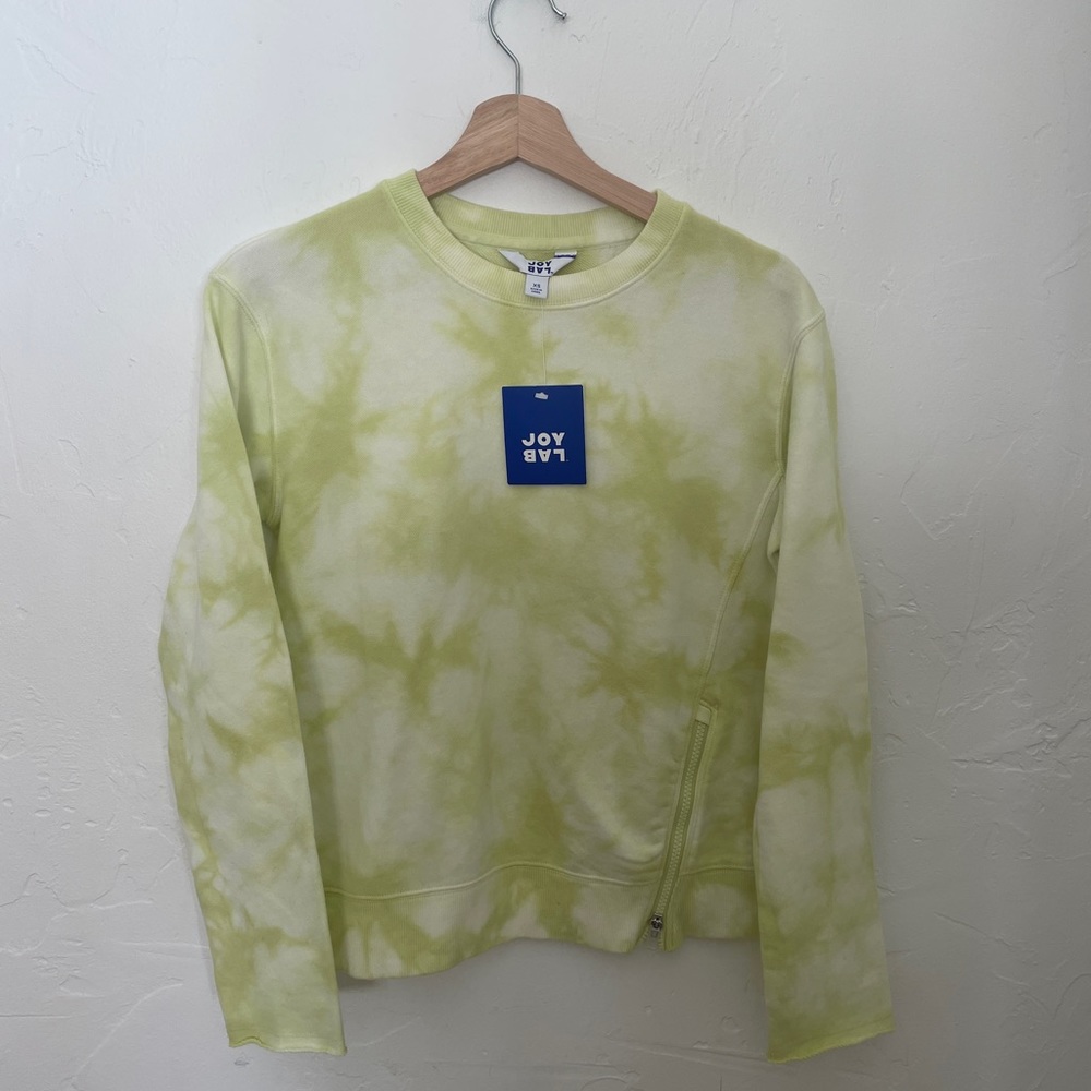 NWT joylab lightweight sweater